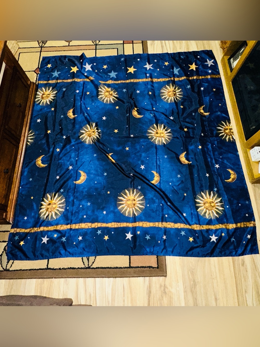 Vintage Celestial Sun and Moon 2000’s Y2K 90’s Nostalgic Show Curtain